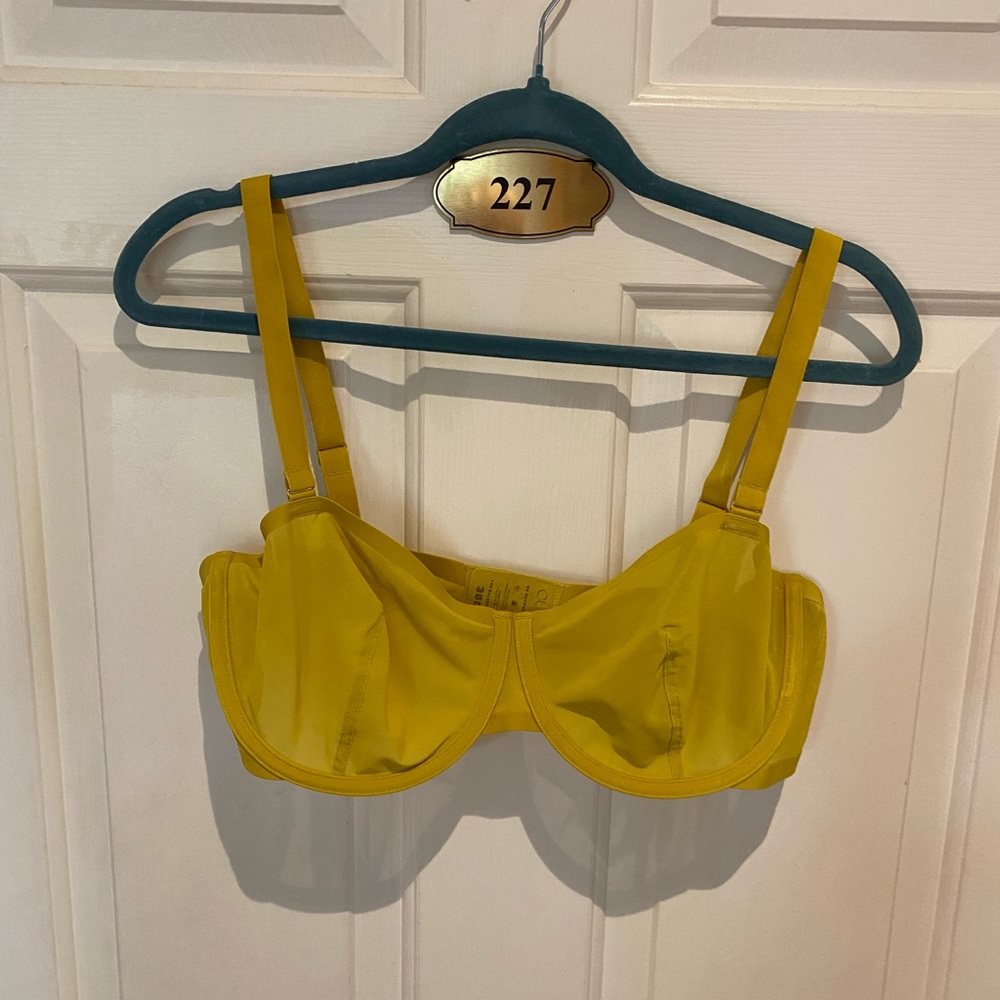 CUUP balconette mesh bra, 38D.